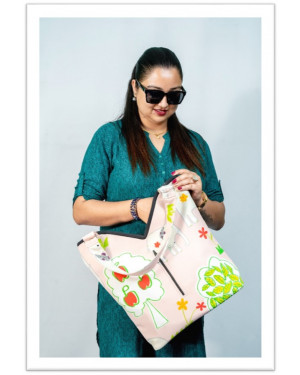 Jholaa Tote Bag for Woman