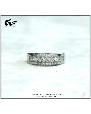 White Feathers Mais Half Bezel Silver Band Ring ( 3.2 g) 