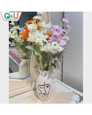 Q&U DB-0009 - Sketch Design Decorative White Color Flower Vase